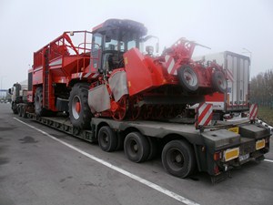 Перевозка сельхоз техники